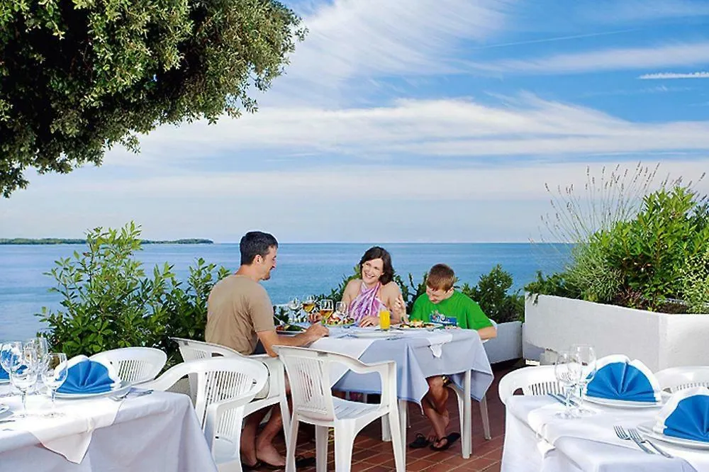 Holiday Resort Lanterna Sunny Resort By Valamar Sunset Porec Cis01221 Cya