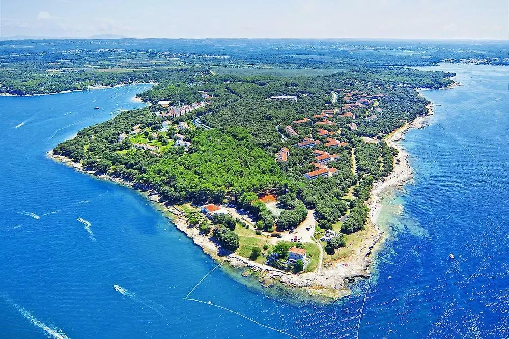 Holiday Resort Lanterna Sunny Resort By Valamar Sunset Porec Cis01221 Cya